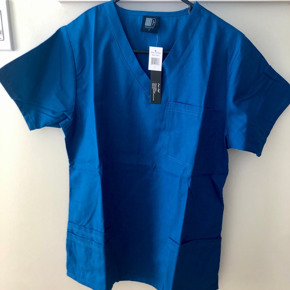 2 piece Set MedGear Women Scrubs  ROYAL BLUE SMALL